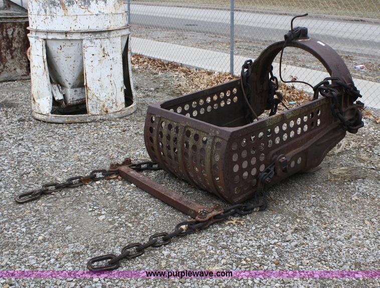 image for item 5083 Hendrix drag line bucket