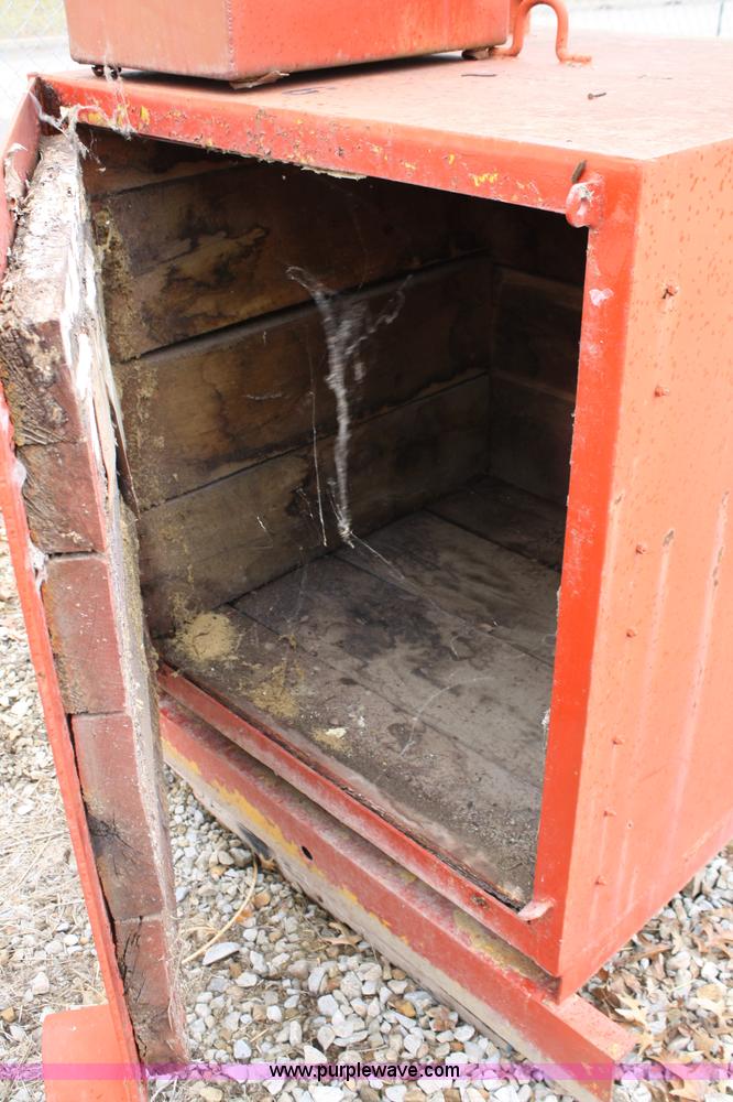 image for item 5088 Explosive boxes