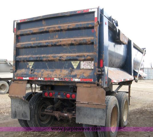 image for item 5395 2004 Western Construction Components STR26-1/4F 26' end dump trailer