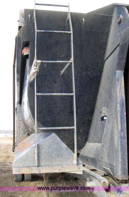 image for item 5395 2004 Western Construction Components STR26-1/4F 26' end dump trailer