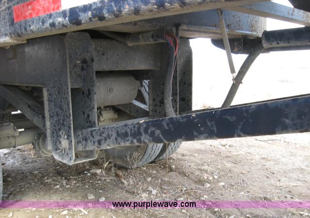 image for item 5395 2004 Western Construction Components STR26-1/4F 26' end dump trailer