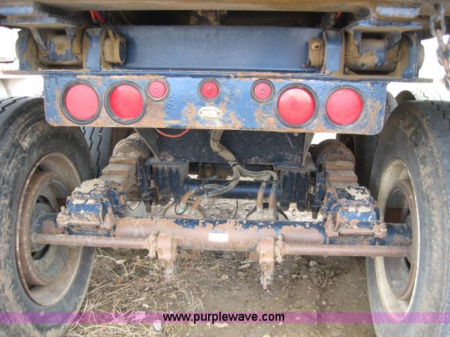 image for item 5395 2004 Western Construction Components STR26-1/4F 26' end dump trailer