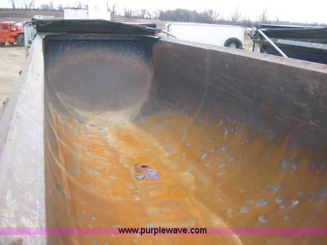 image for item 5395 2004 Western Construction Components STR26-1/4F 26' end dump trailer