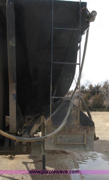 image for item 5396 1999 Western STR26-1/4F 26' end dump trailer