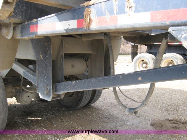 image for item 5396 1999 Western STR26-1/4F 26' end dump trailer