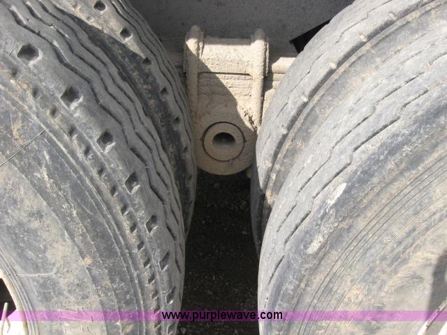 image for item 5396 1999 Western STR26-1/4F 26' end dump trailer