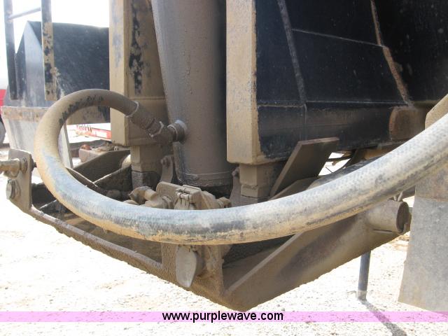 image for item 5396 1999 Western STR26-1/4F 26' end dump trailer