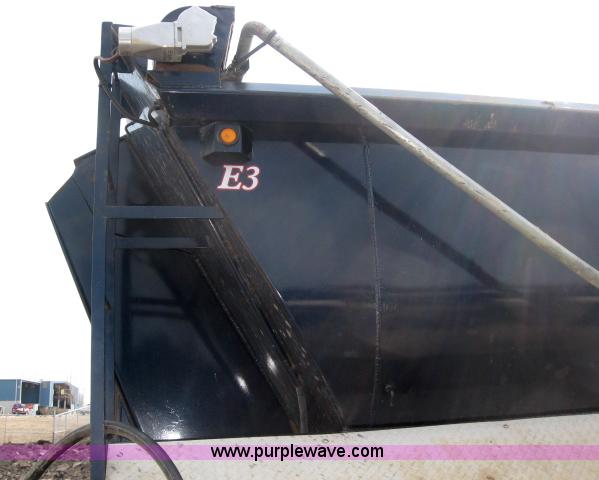 image for item 5396 1999 Western STR26-1/4F 26' end dump trailer