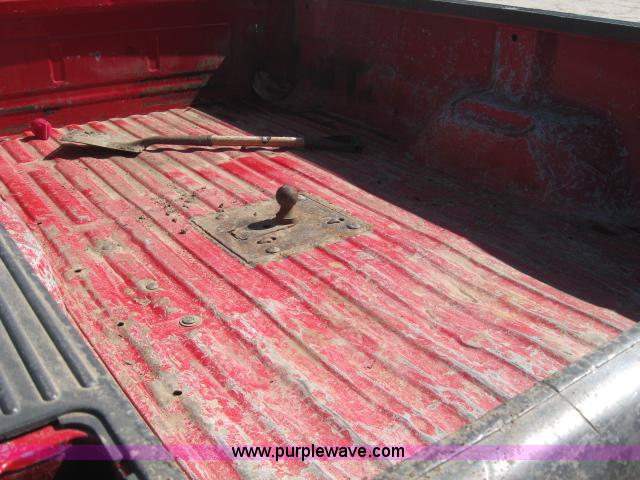 image for item 5398 1999 Ford F350 Super Duty crew cab dually pickup truck