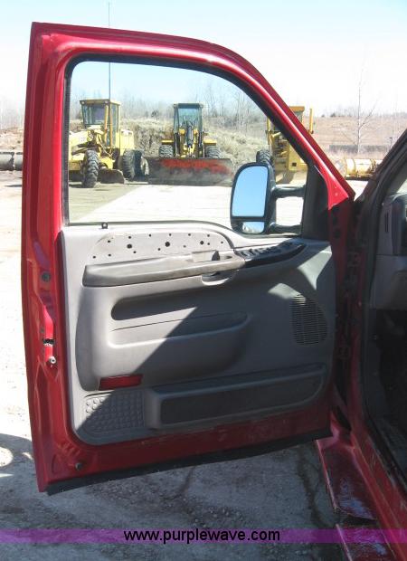 image for item 5398 1999 Ford F350 Super Duty crew cab dually pickup truck