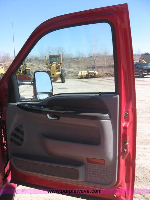 image for item 5398 1999 Ford F350 Super Duty crew cab dually pickup truck