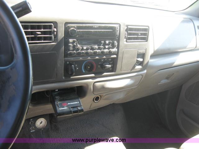 image for item 5398 1999 Ford F350 Super Duty crew cab dually pickup truck