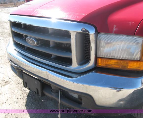 image for item 5398 1999 Ford F350 Super Duty crew cab dually pickup truck