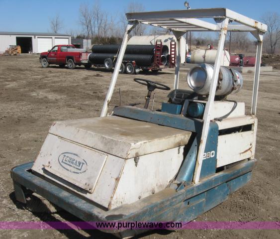 image for item 5401 Tennant 280 power sweeper