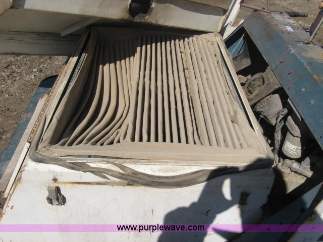 image for item 5401 Tennant 280 power sweeper