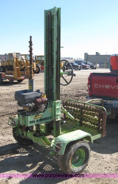image for item 5404 Dig-r-mobile 550 auger drill