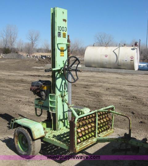 image for item 5404 Dig-r-mobile 550 auger drill