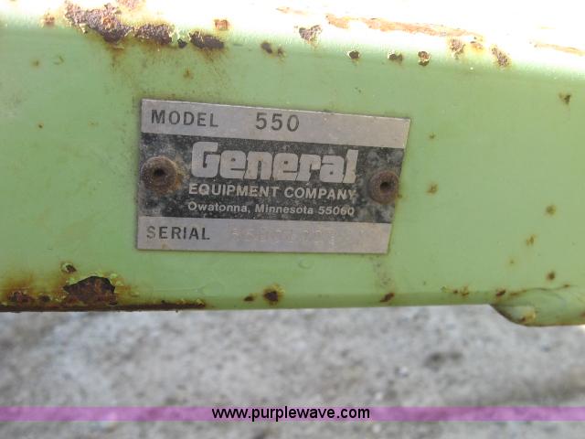 image for item 5404 Dig-r-mobile 550 auger drill