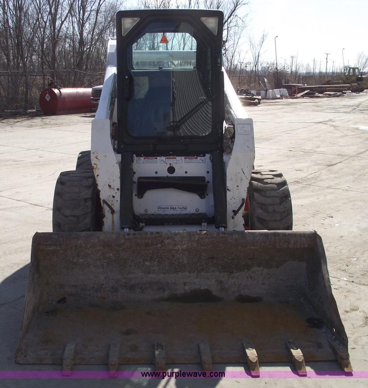 image for item 5441 2005 Bobcat S300 gold package skid steer