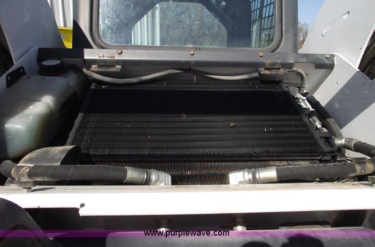 image for item 5441 2005 Bobcat S300 gold package skid steer