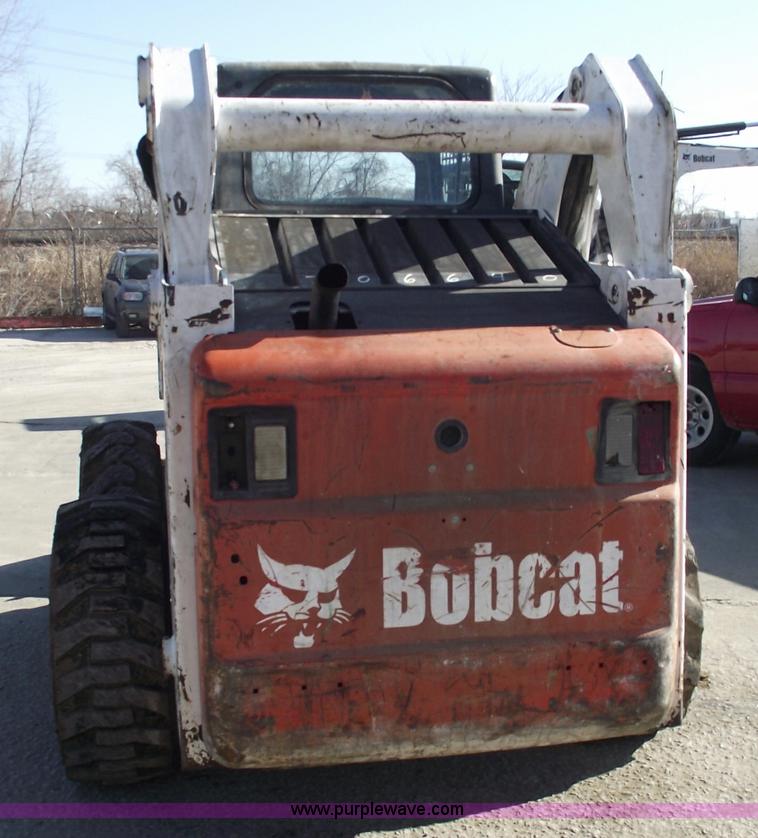 image for item 5443 2003 Bobcat S250 skid steer