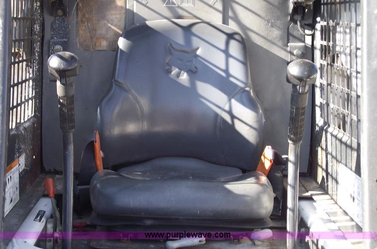 image for item 5443 2003 Bobcat S250 skid steer
