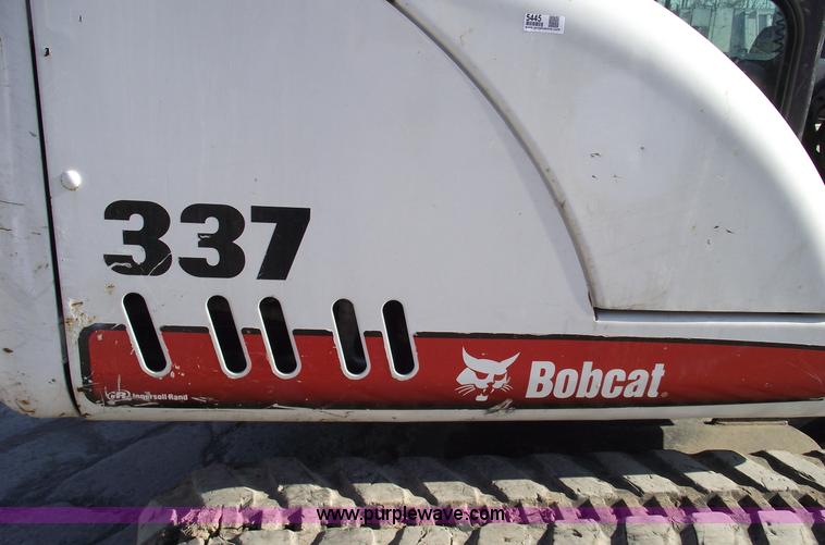 image for item 5445 2007 Bobcat 337G excavator