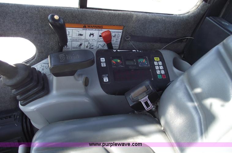 image for item 5445 2007 Bobcat 337G excavator