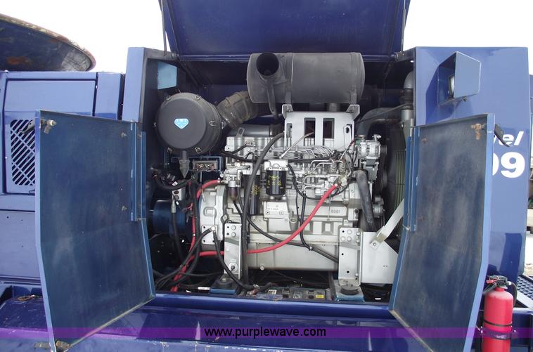 image for item 5446 Duratech model 2009 industrial tub grinder