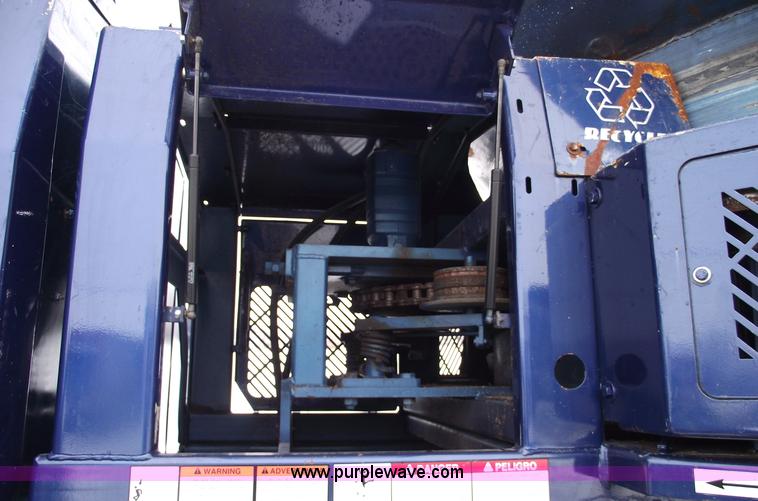 image for item 5446 Duratech model 2009 industrial tub grinder