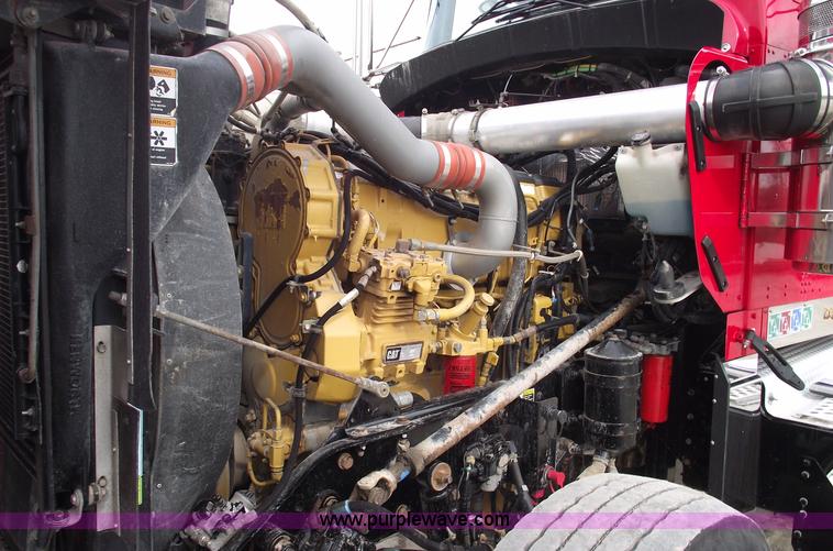 image for item 5552 2004 Kenworth W900B semi truck