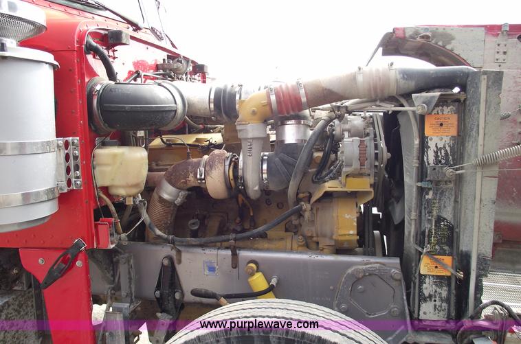 image for item 5553 1993 Peterbilt 378 semi truck