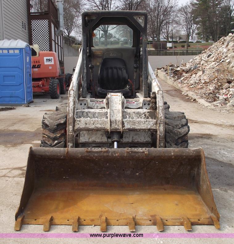 image for item 5558 2003 Bobcat 863 skid steer
