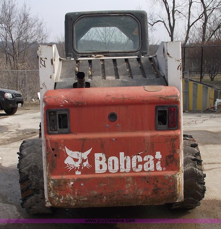 image for item 5558 2003 Bobcat 863 skid steer