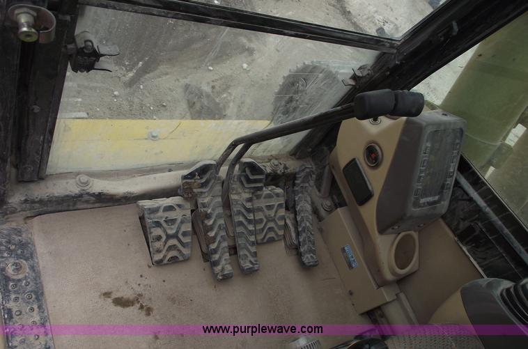 image for item 5561 2004 Caterpillar 345BL excavator