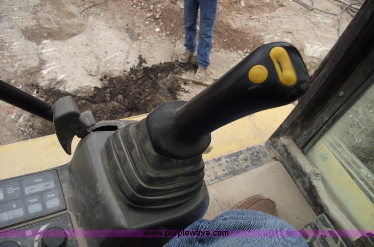 image for item 5561 2004 Caterpillar 345BL excavator