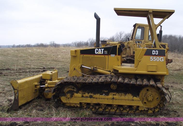 image for item 5576 1989 Caterpillar D3C dozer