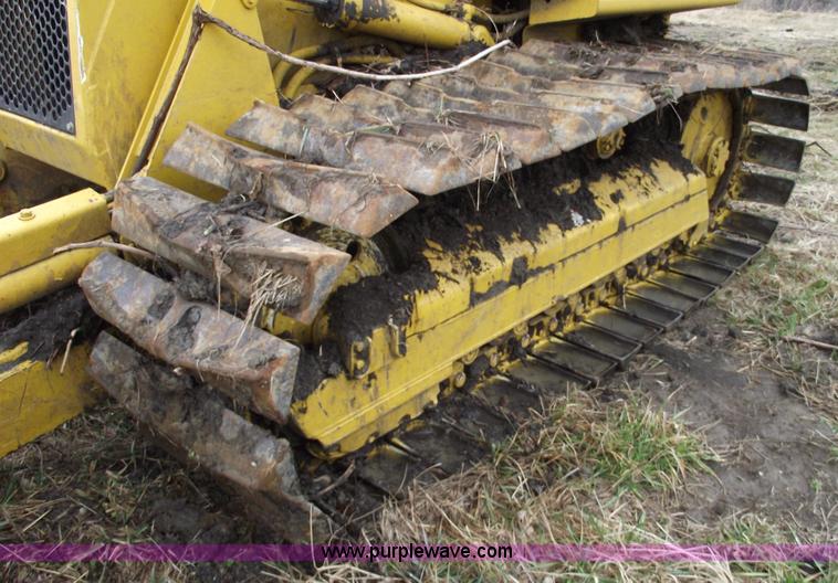 image for item 5576 1989 Caterpillar D3C dozer