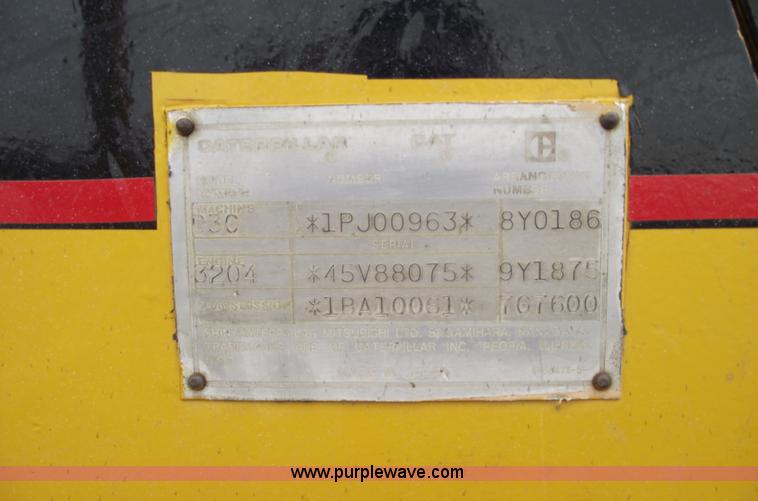 image for item 5576 1989 Caterpillar D3C dozer