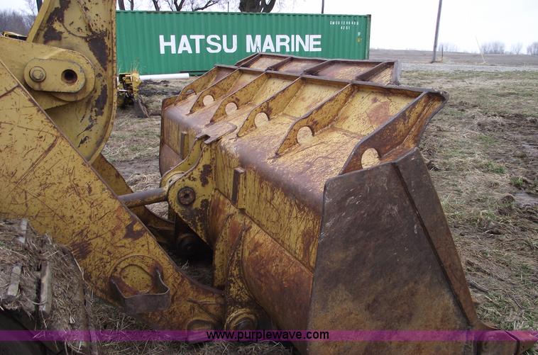 image for item 5577 1993 Caterpillar 963 track loader