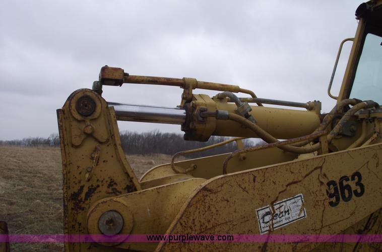 image for item 5577 1993 Caterpillar 963 track loader