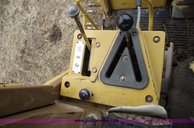 image for item 5577 1993 Caterpillar 963 track loader