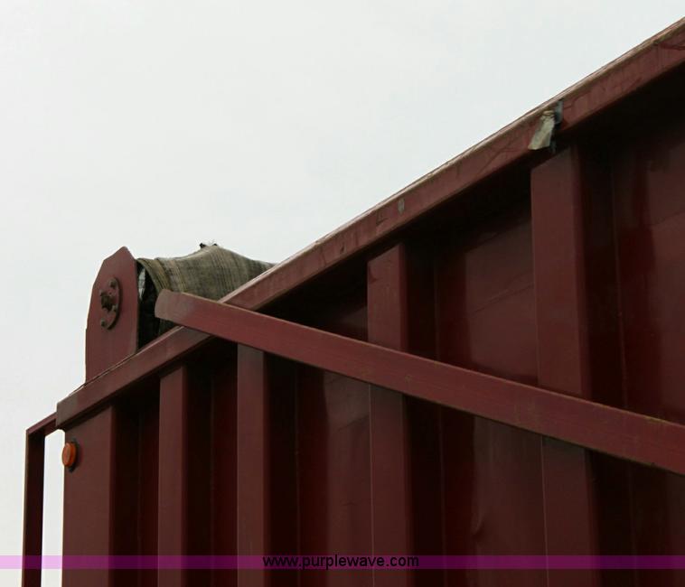 image for item 6353 2005 Steco 41' tandem axle ejection trailer