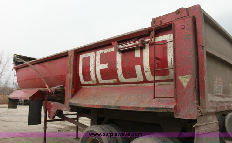 image for item 6355 1995 Western 27' barrel end dump trailer