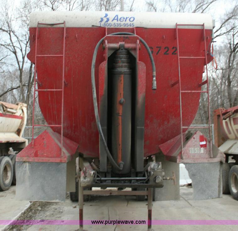 image for item 6355 1995 Western 27' barrel end dump trailer