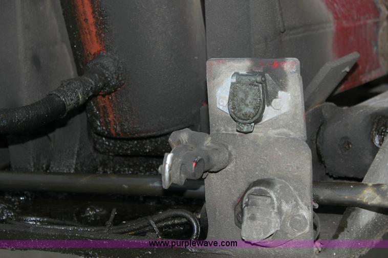 image for item 6355 1995 Western 27' barrel end dump trailer