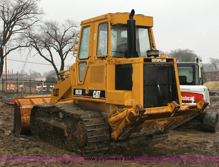 image for item 6363 Caterpillar 963B track loader