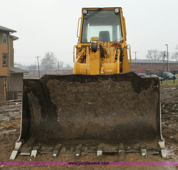 image for item 6363 Caterpillar 963B track loader