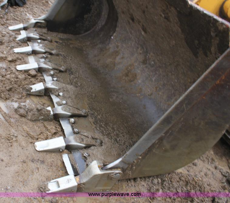 image for item 6363 Caterpillar 963B track loader