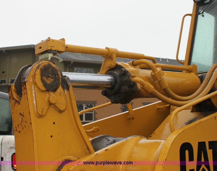 image for item 6363 Caterpillar 963B track loader